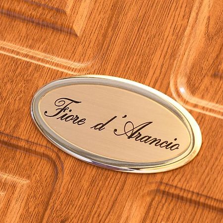 Fiore D'Arancio Luxury City Center Apartment Верона Екстериор снимка