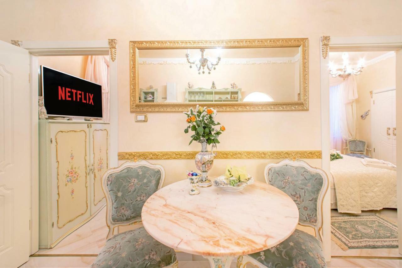 Fiore D'Arancio Luxury City Center Apartment Верона Екстериор снимка